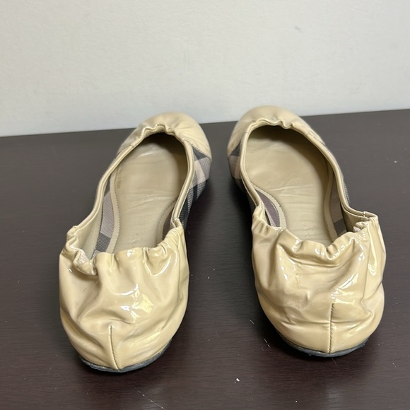 BURBERRY Nova Check Pattern Leather Ballet Flats Beige Rounded Toe Sz 39 US 9 - Picture 6 of 14